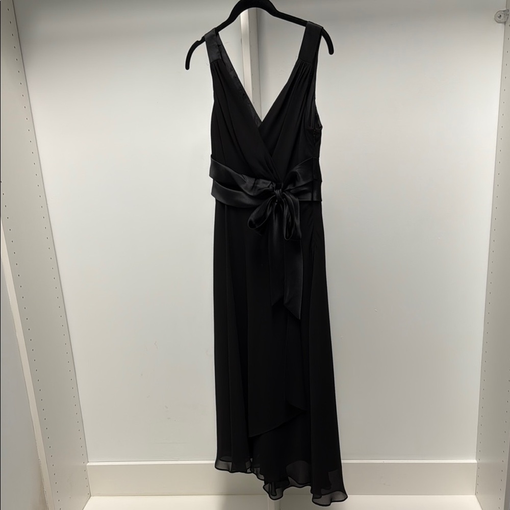 Elegant Black Evening Dress